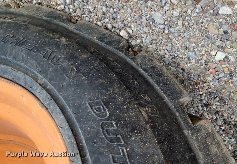 image for item DM1749 2013 Case SR250 skid steer loader