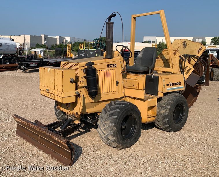 image for item DM1750 2000 Vermeer V5750 rock saw