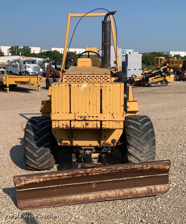 image for item DM1750 2000 Vermeer V5750 rock saw