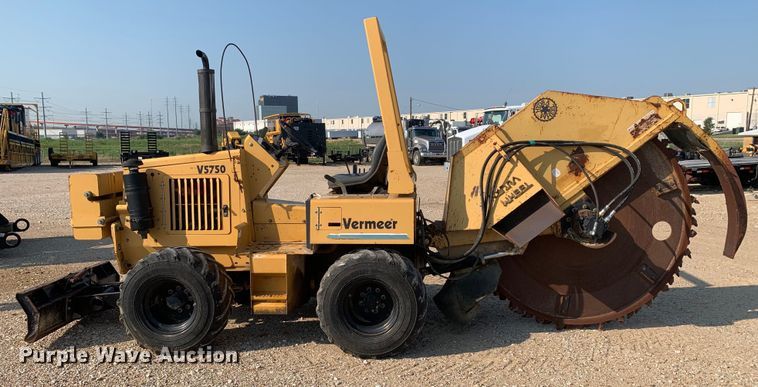 image for item DM1750 2000 Vermeer V5750 rock saw