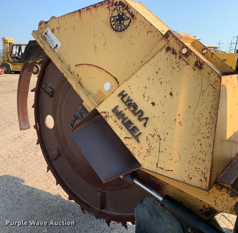 image for item DM1750 2000 Vermeer V5750 rock saw