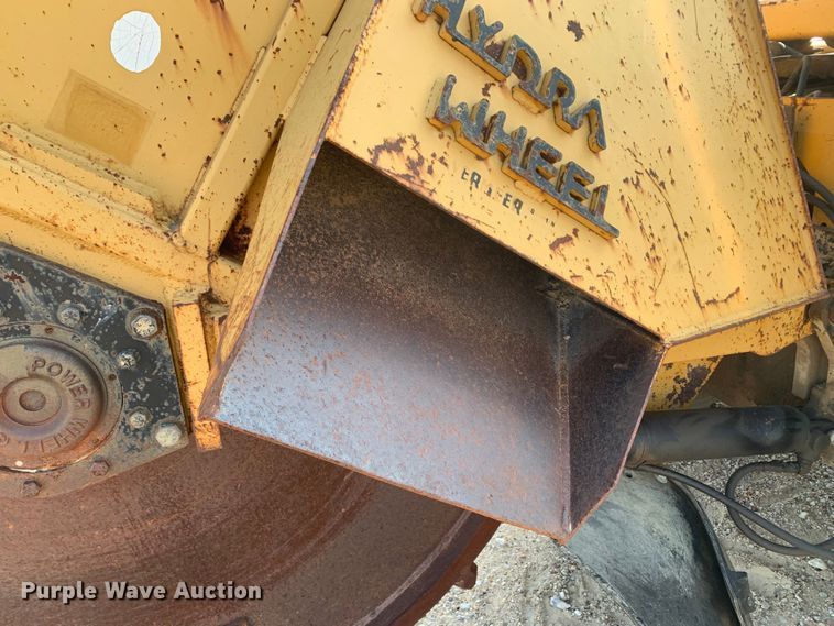 image for item DM1750 2000 Vermeer V5750 rock saw