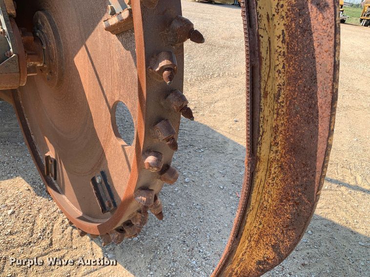 image for item DM1750 2000 Vermeer V5750 rock saw