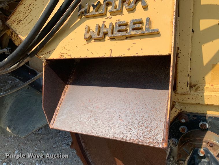 image for item DM1750 2000 Vermeer V5750 rock saw