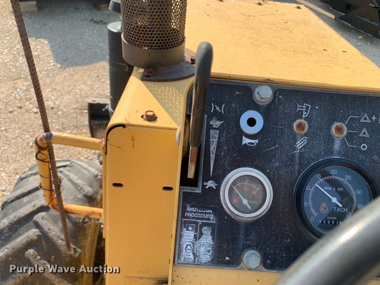 image for item DM1750 2000 Vermeer V5750 rock saw