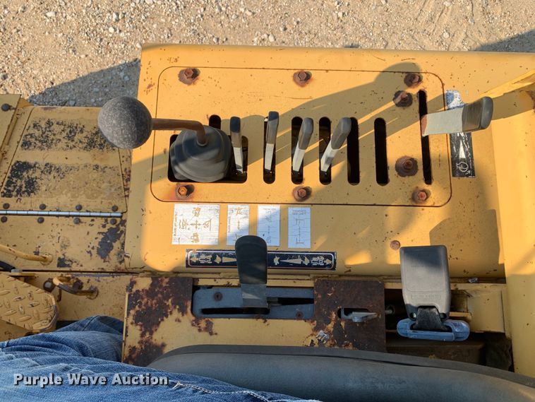 image for item DM1750 2000 Vermeer V5750 rock saw