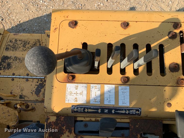 image for item DM1750 2000 Vermeer V5750 rock saw