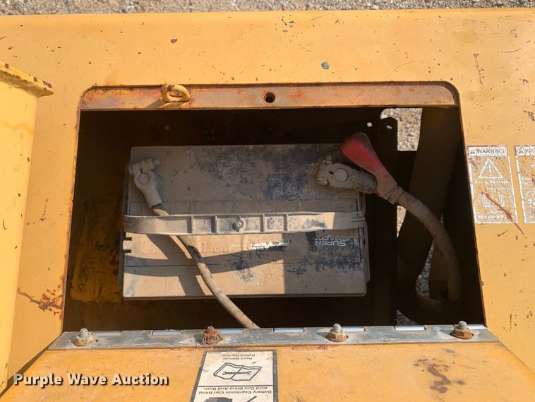 image for item DM1750 2000 Vermeer V5750 rock saw