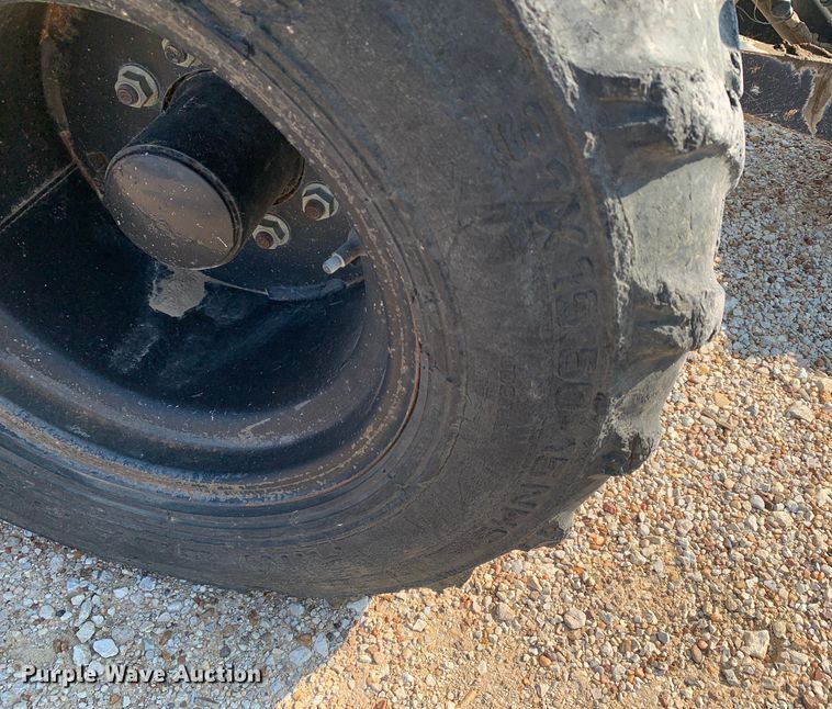 image for item DM1750 2000 Vermeer V5750 rock saw