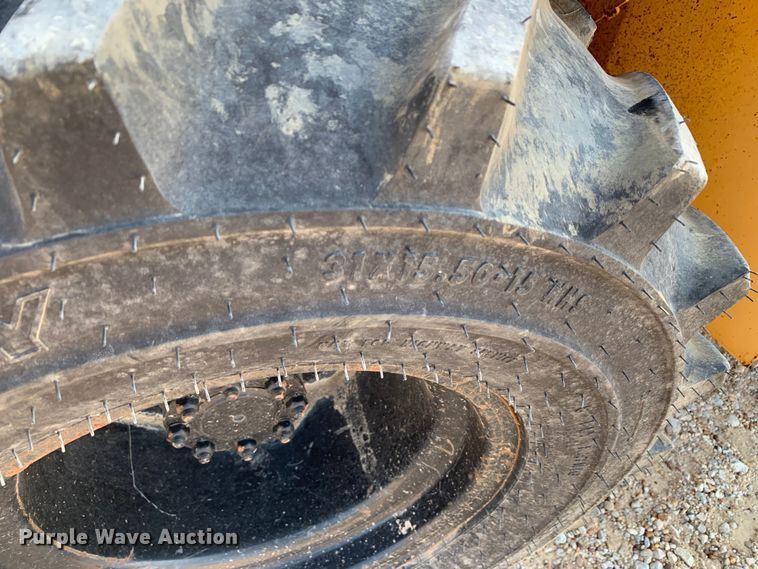 image for item DM1750 2000 Vermeer V5750 rock saw