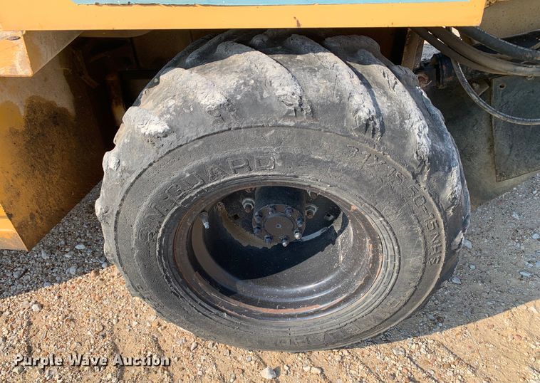 image for item DM1750 2000 Vermeer V5750 rock saw