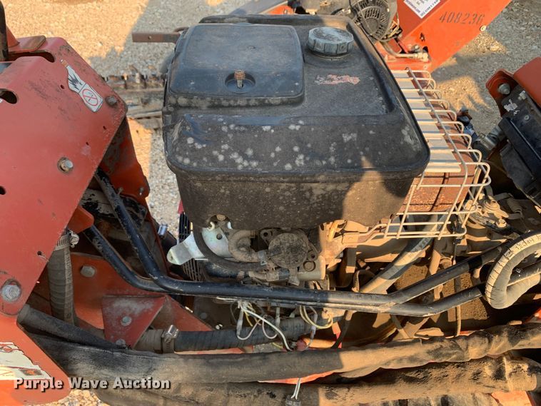 image for item DM1751 2010 Ditch Witch RT12 trencher