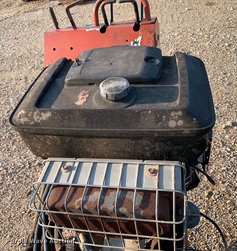 image for item DM1751 2010 Ditch Witch RT12 trencher