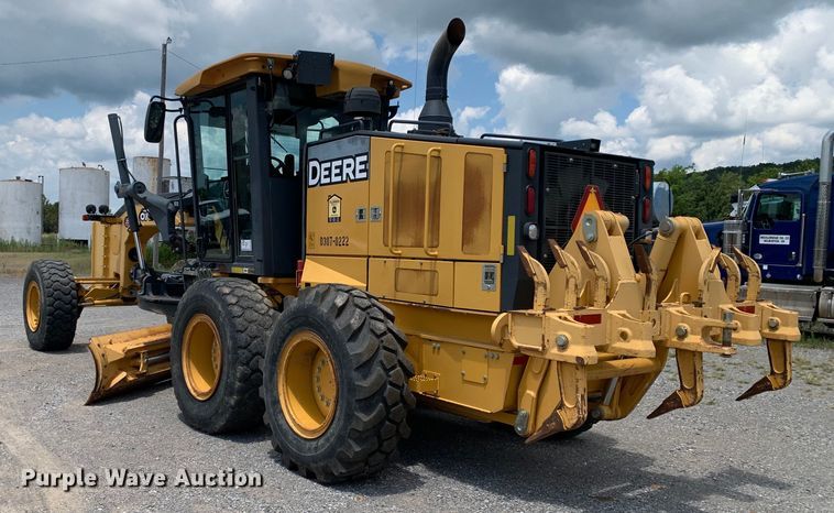 image for item DM7942 2013 John Deere  672G motor grader