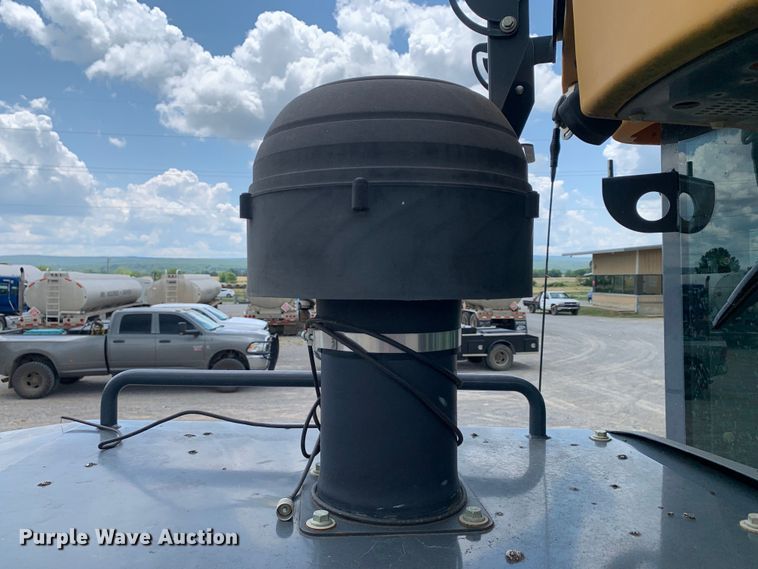 image for item DM7942 2013 John Deere  672G motor grader