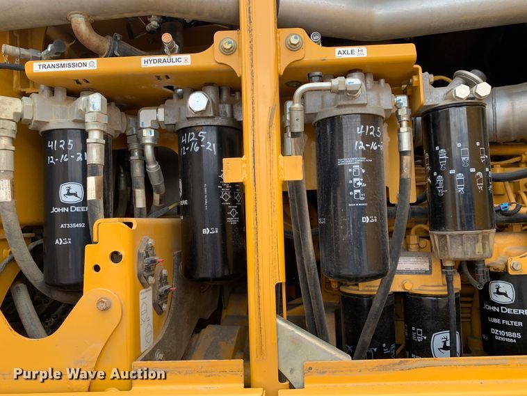 image for item DM7942 2013 John Deere  672G motor grader