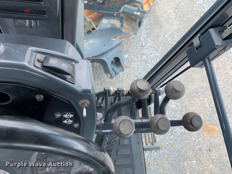 image for item DM7942 2013 John Deere  672G motor grader