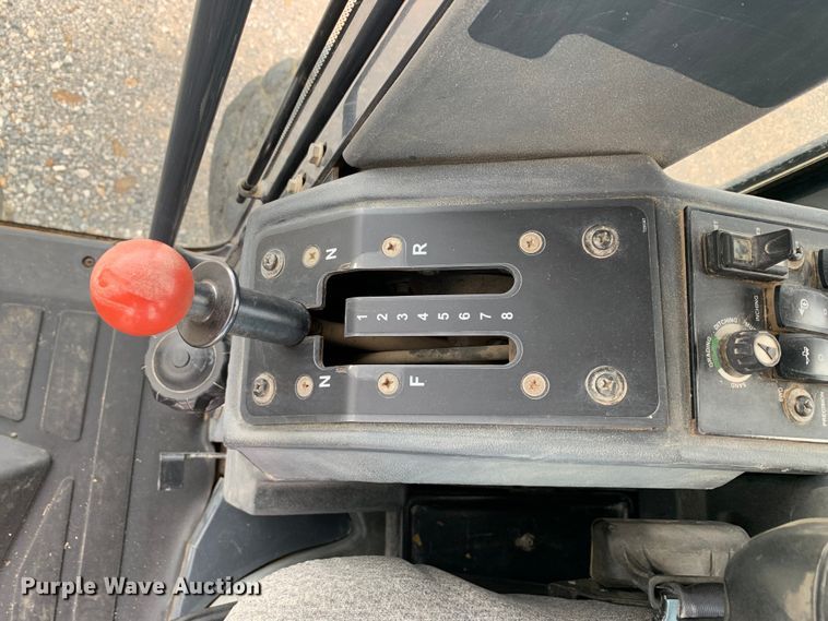 image for item DM7942 2013 John Deere  672G motor grader