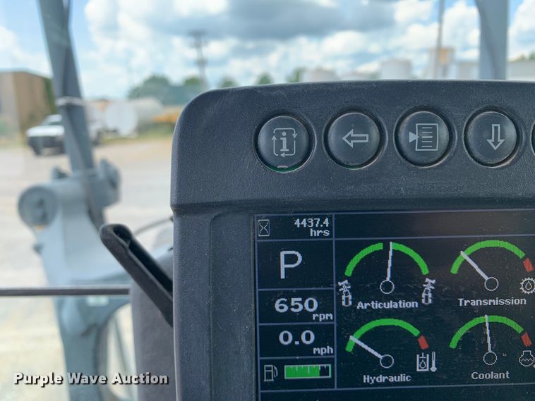 image for item DM7942 2013 John Deere  672G motor grader