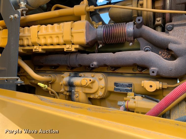 image for item DM7942 2013 John Deere  672G motor grader