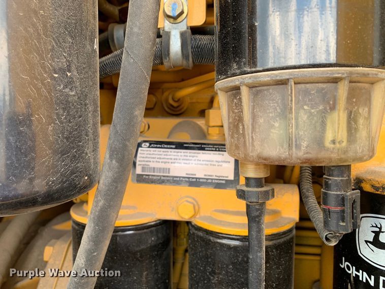 image for item DM7942 2013 John Deere  672G motor grader