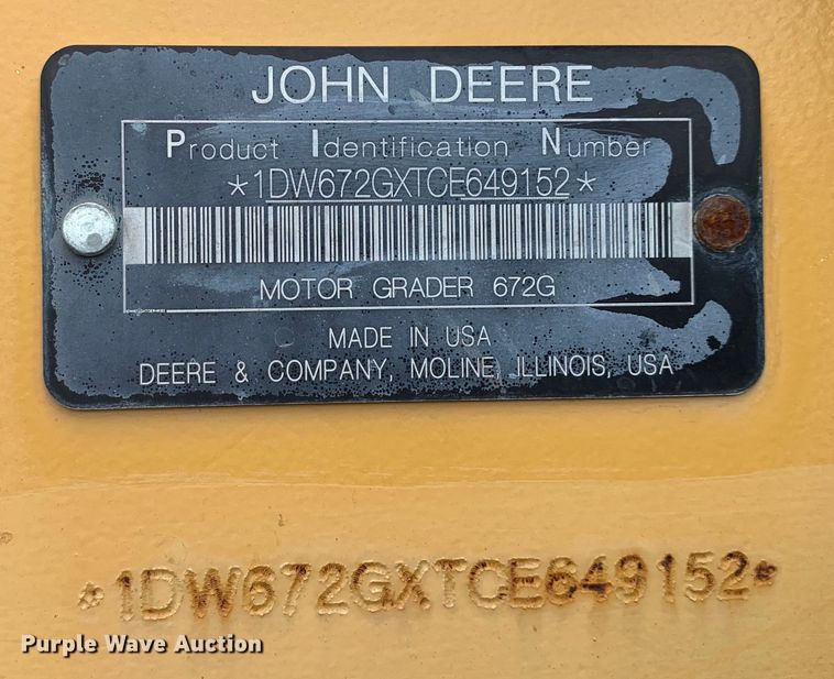 image for item DM7942 2013 John Deere  672G motor grader