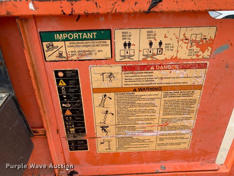 image for item DM7945 2006 JLG M4069 scissor lift