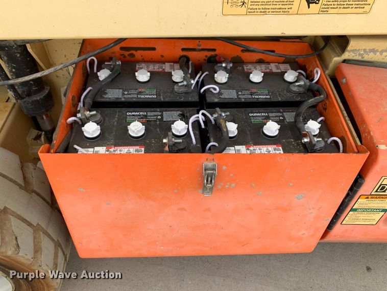 image for item DM7945 2006 JLG M4069 scissor lift