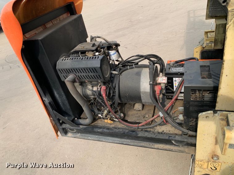 image for item DM7945 2006 JLG M4069 scissor lift