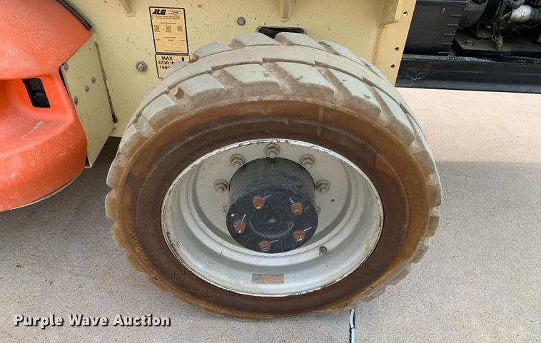 image for item DM7945 2006 JLG M4069 scissor lift