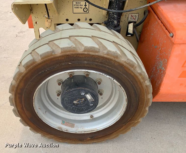 image for item DM7945 2006 JLG M4069 scissor lift