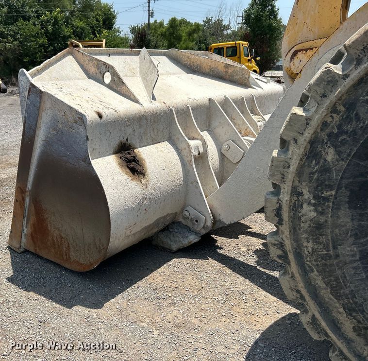 image for item DO6608 2002 Komatsu WA450 wheel loader