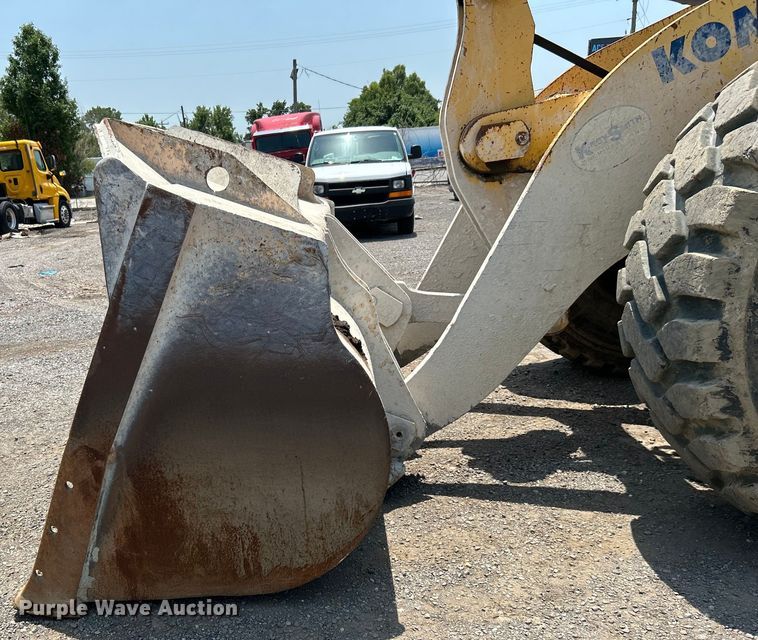 image for item DO6608 2002 Komatsu WA450 wheel loader