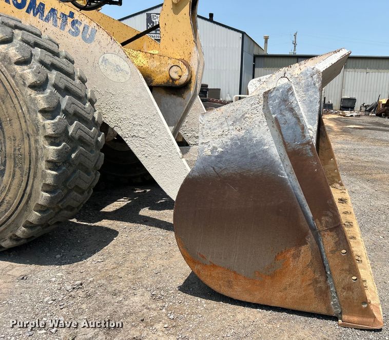 image for item DO6608 2002 Komatsu WA450 wheel loader