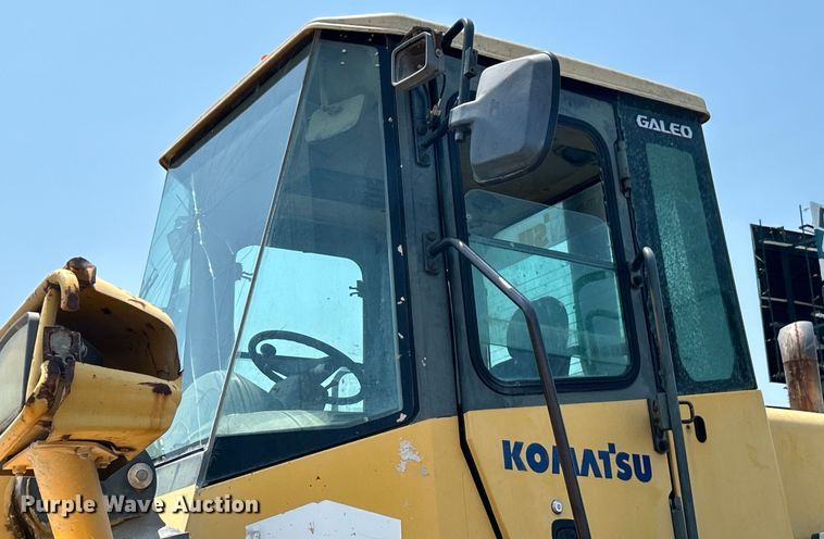 image for item DO6608 2002 Komatsu WA450 wheel loader