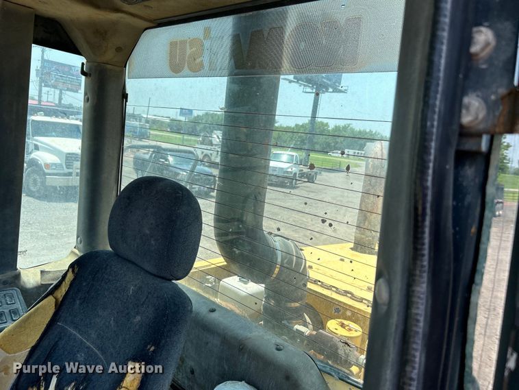 image for item DO6608 2002 Komatsu WA450 wheel loader