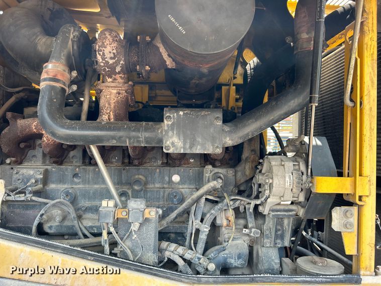 image for item DO6608 2002 Komatsu WA450 wheel loader