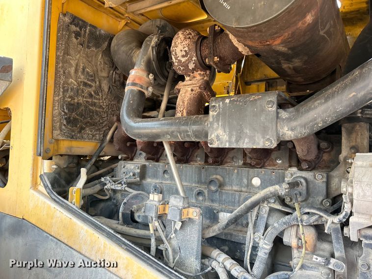 image for item DO6608 2002 Komatsu WA450 wheel loader