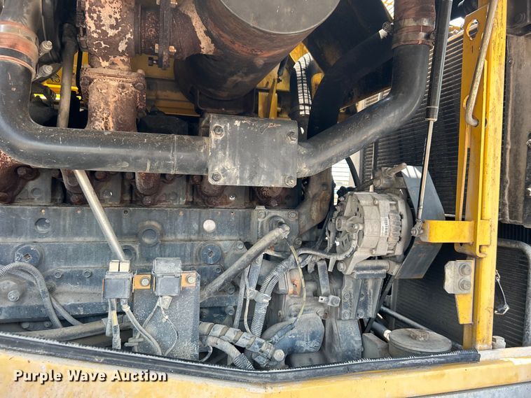 image for item DO6608 2002 Komatsu WA450 wheel loader