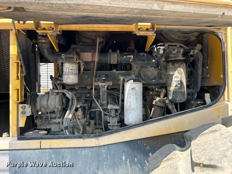 image for item DO6608 2002 Komatsu WA450 wheel loader