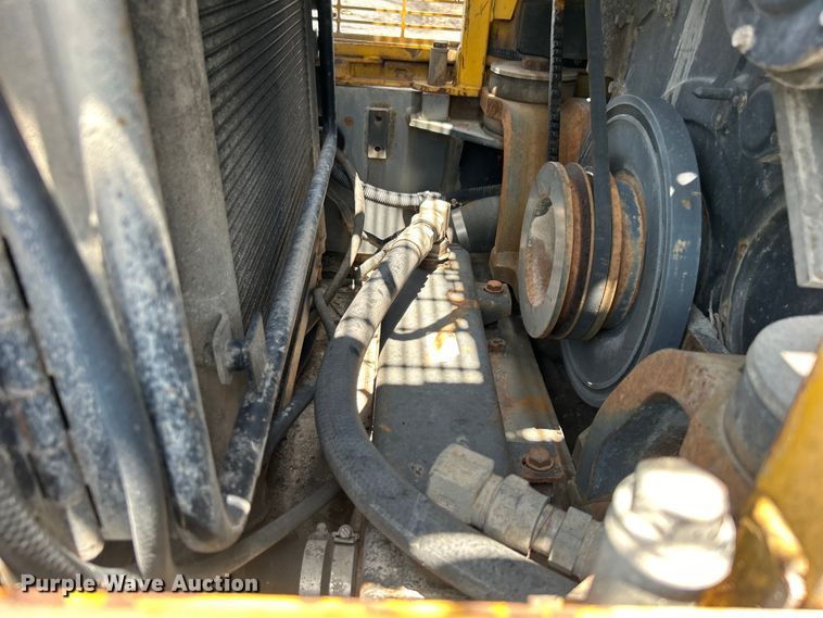 image for item DO6608 2002 Komatsu WA450 wheel loader
