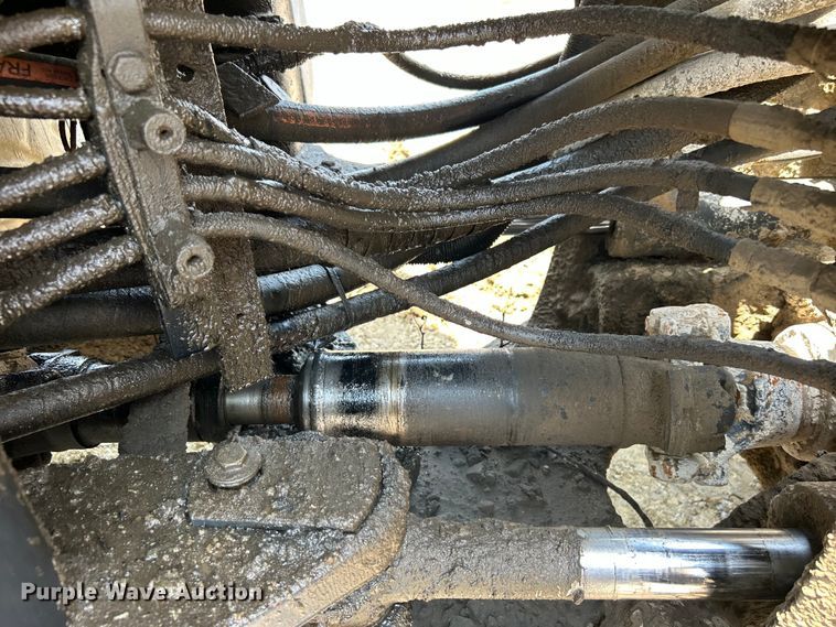 image for item DO6608 2002 Komatsu WA450 wheel loader