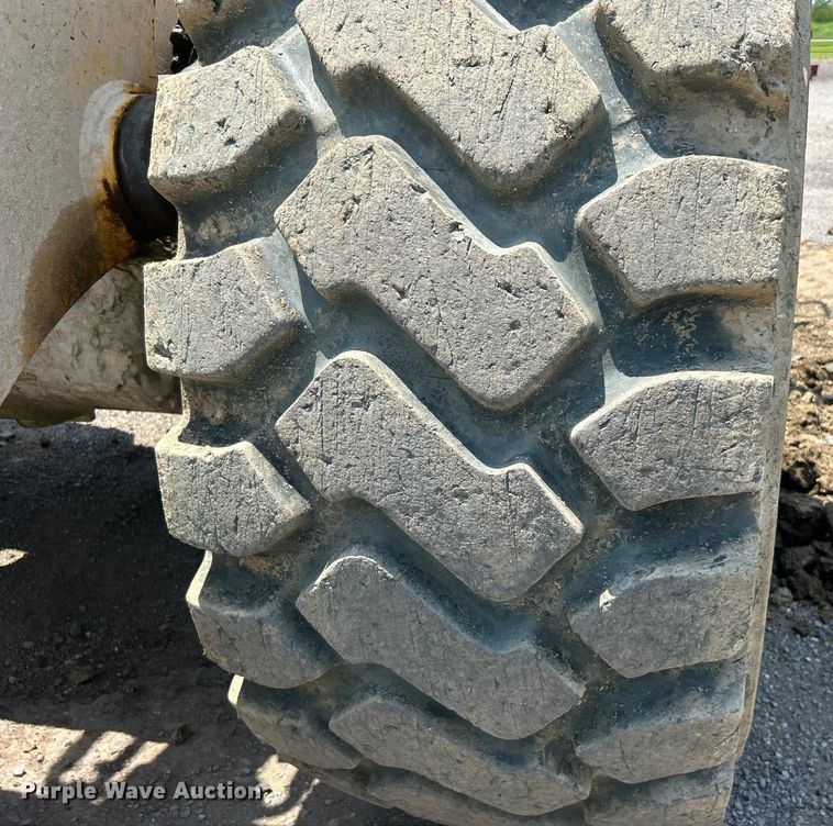 image for item DO6608 2002 Komatsu WA450 wheel loader