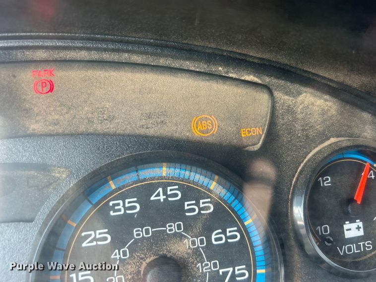 image for item DO6621 2009 International DuraStar 4300 flatbed truck