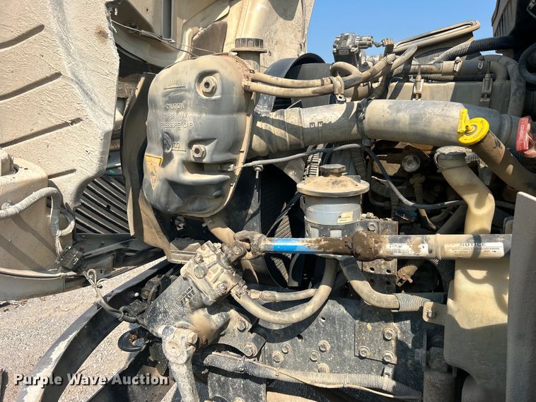 image for item DO6621 2009 International DuraStar 4300 flatbed truck