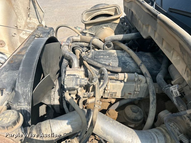 image for item DO6621 2009 International DuraStar 4300 flatbed truck