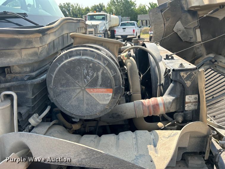 image for item DO6621 2009 International DuraStar 4300 flatbed truck