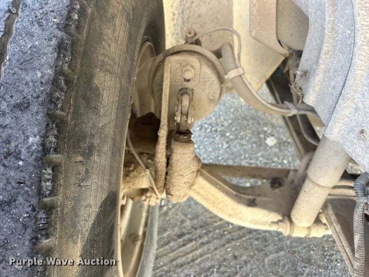 image for item DO6621 2009 International DuraStar 4300 flatbed truck