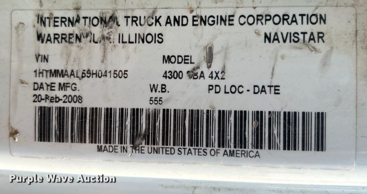 image for item DO6621 2009 International DuraStar 4300 flatbed truck