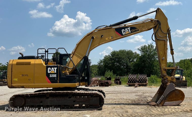 image for item DO6629 2014 Caterpillar 320E L excavator